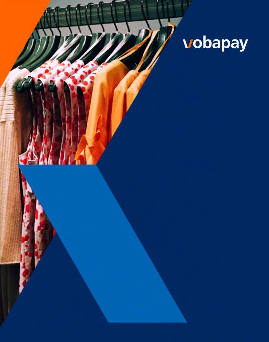 Kleiderstange mit farbiger Kleidung im vobapay Design mit Logo und grafischen Elementen.