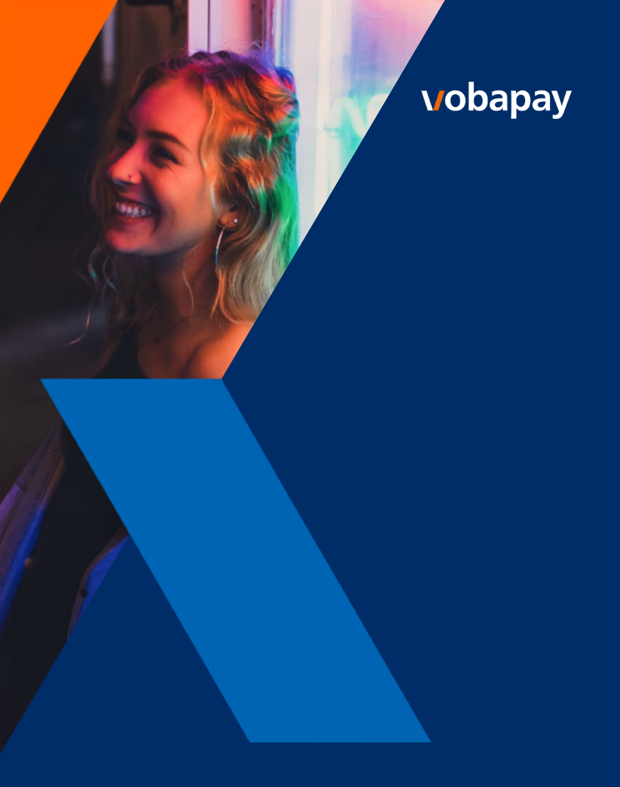 Lächelnde Frau in farbigem Licht im vobapay Design mit Logo und grafischen Elementen.